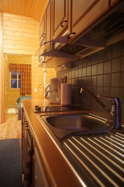Wanha Pappila Cottages Simoniemi Bagian luar foto