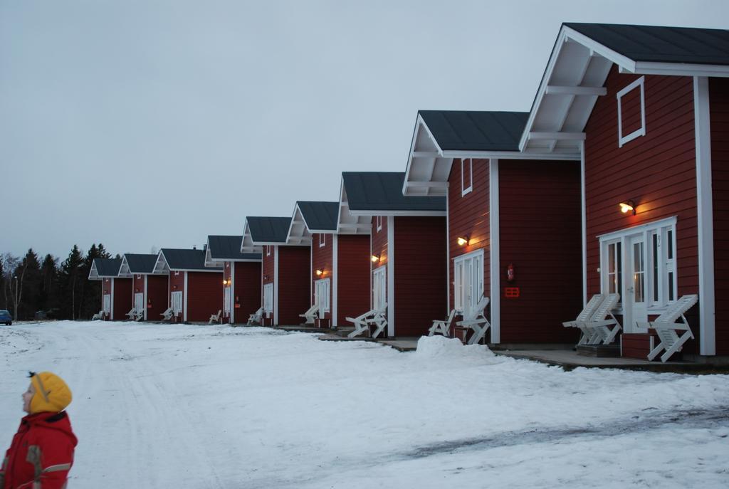 Wanha Pappila Cottages Simoniemi Bagian luar foto