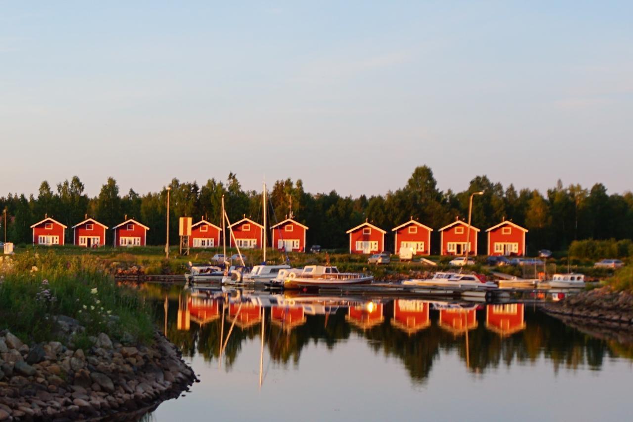 Wanha Pappila Cottages Simoniemi Bagian luar foto